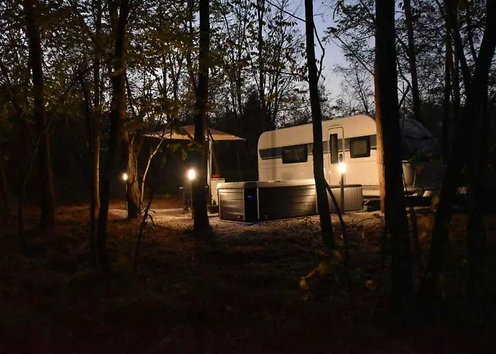 Wow! - Wood & Wellness Apartmanhazak Hodoshat Nikla