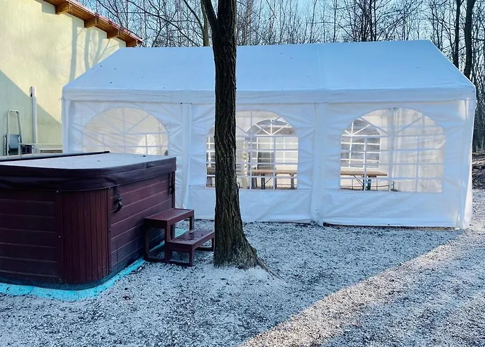 Wow! - Wood & Wellness Apartmanhazak Hodoshat * Nikla