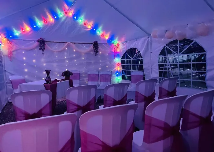 Wow! - Wood & Wellness Apartmanhazak Hodoshat דירה