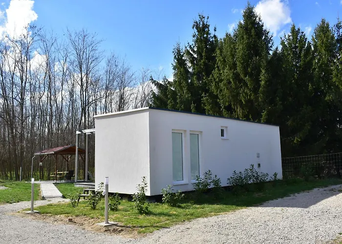 Wow! - Wood & Wellness Apartmanhazak Hodoshat